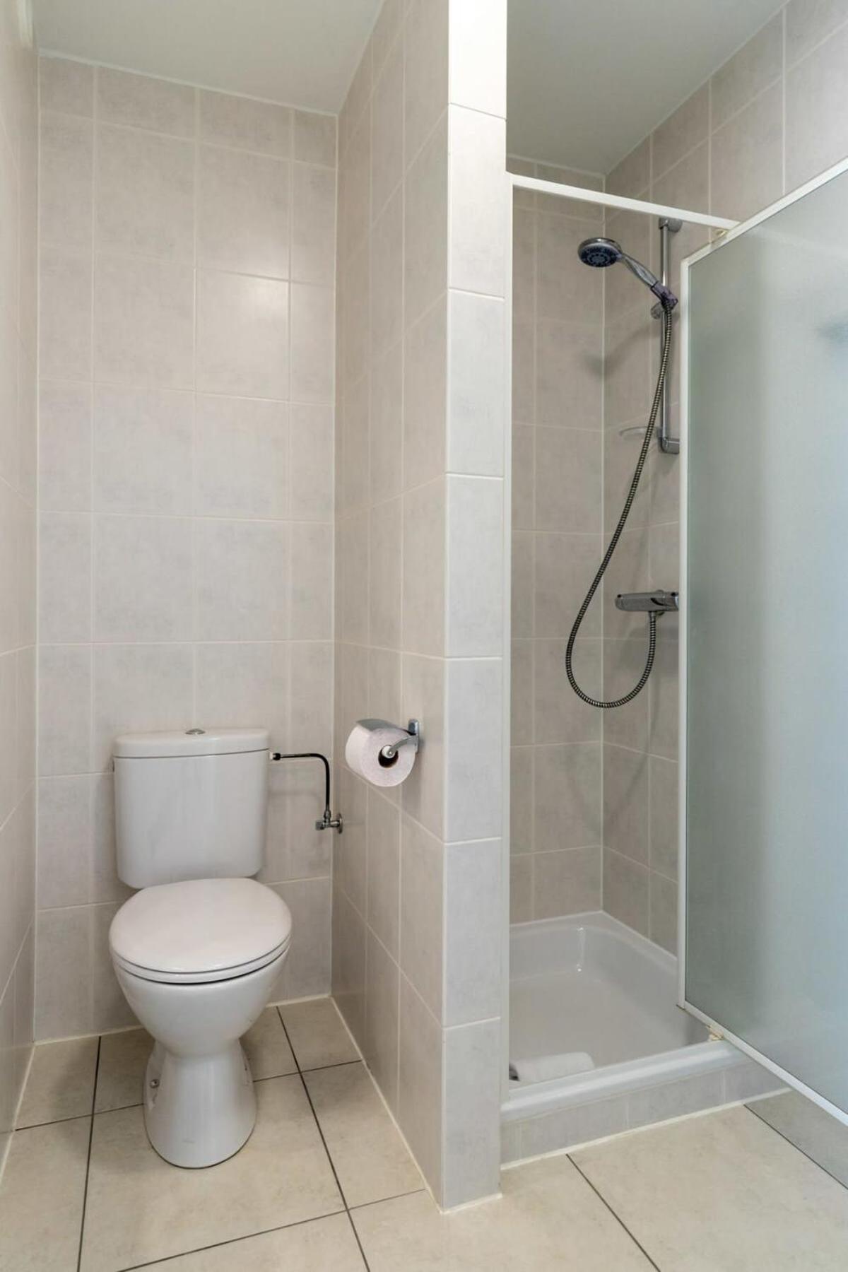 'Blue Sea' - Studio In Ostend With Private Parking Apartment Bagian luar foto